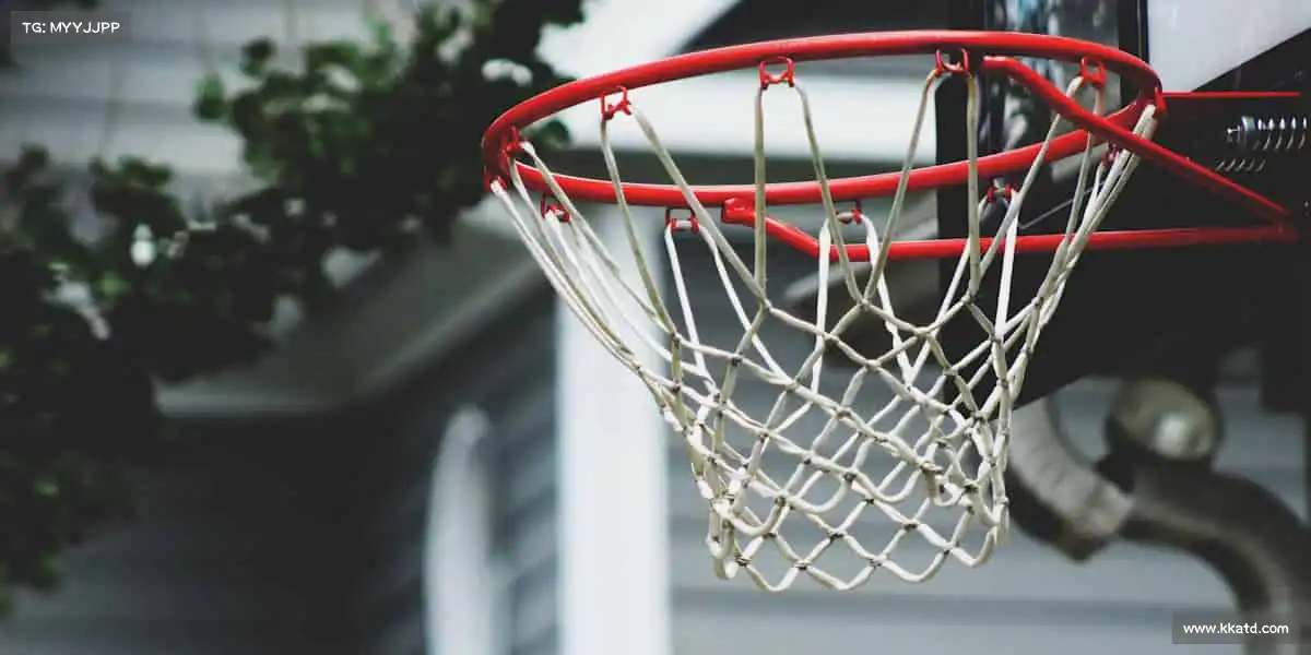 milan米兰🚣‍♂️逆流而上，用坚持划向胜利的彼岸！